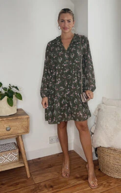 Daisy Printed Smock Midi Dress In Khaki