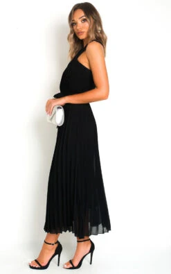 Ryanna Pleated Crossover Maxi Dress In Black -Fashionish Shop ikrush ryanna pleated crossover maxi dress 1565602747DSC 9813